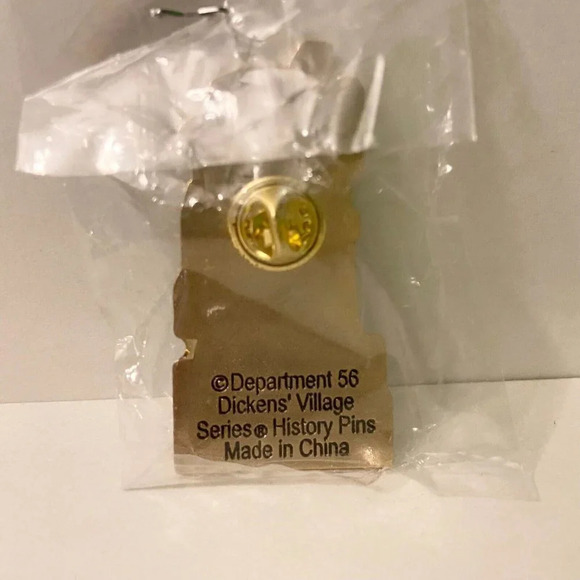 Department 56 Dickens Village  Series Pins Dickens Birthplace Canadian Pub - Picture 5 of 9